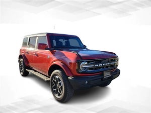2023 Ford Bronco Outer Banks 4X4!!